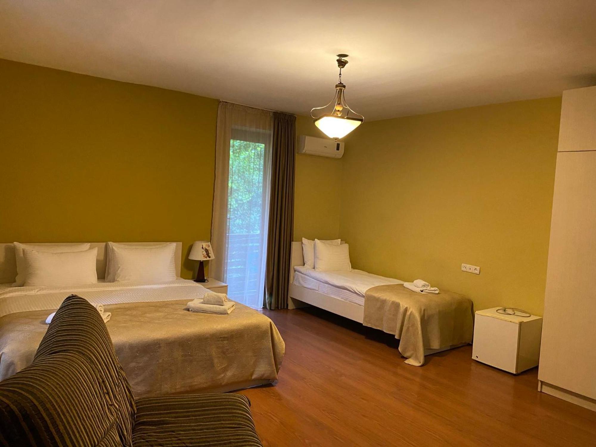 Motion Hotel Borjomi ภายนอก รูปภาพ